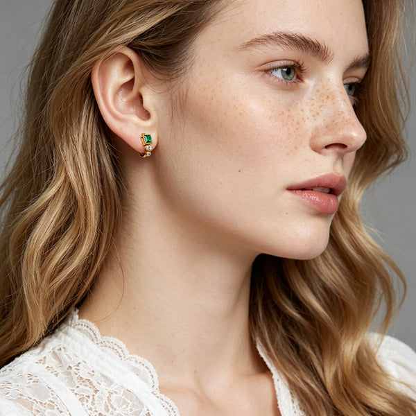 Emerald Green Color Mood Stud Earrings | Delicate Fashion Jewelry for Women
