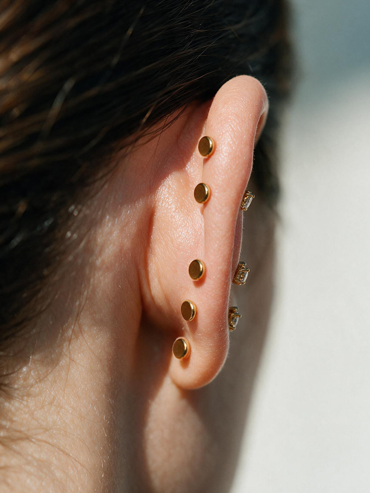 Gradual Triple Crystal Stud Earrings – Image 4