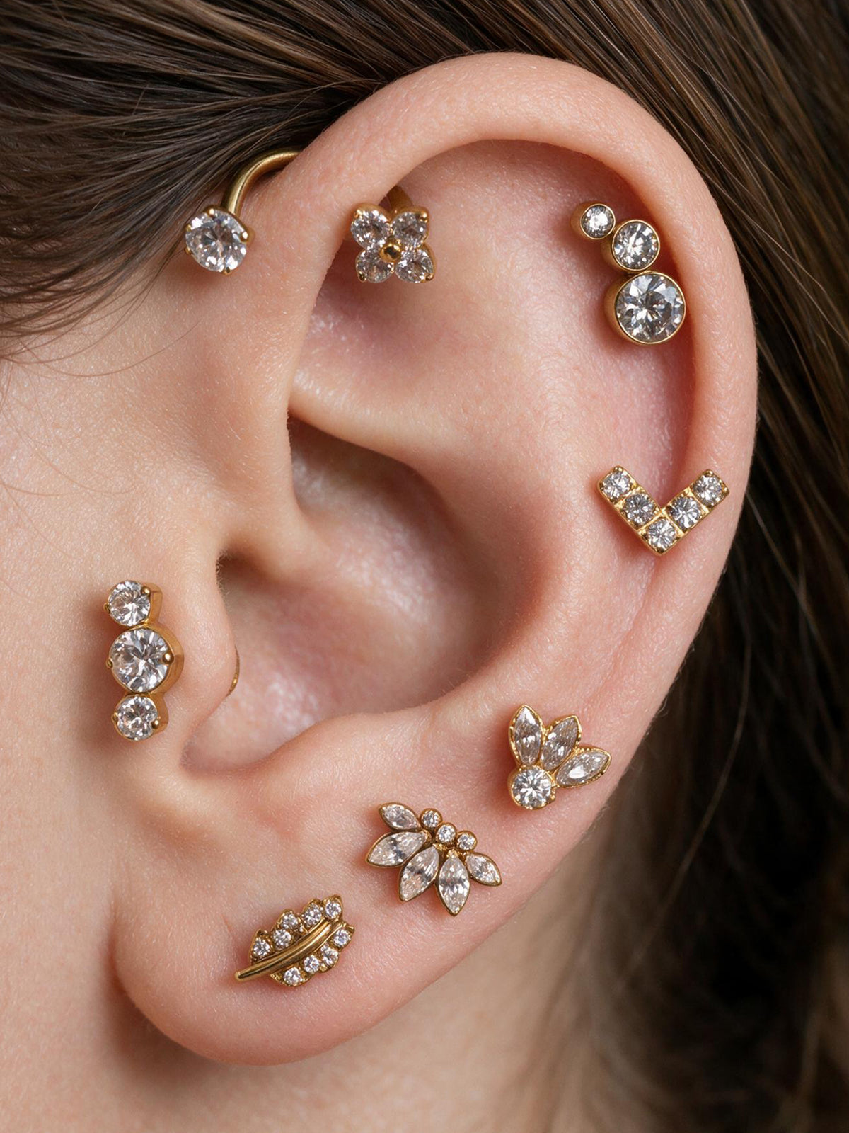 Gradual Triple Crystal Stud Earrings – Image 5
