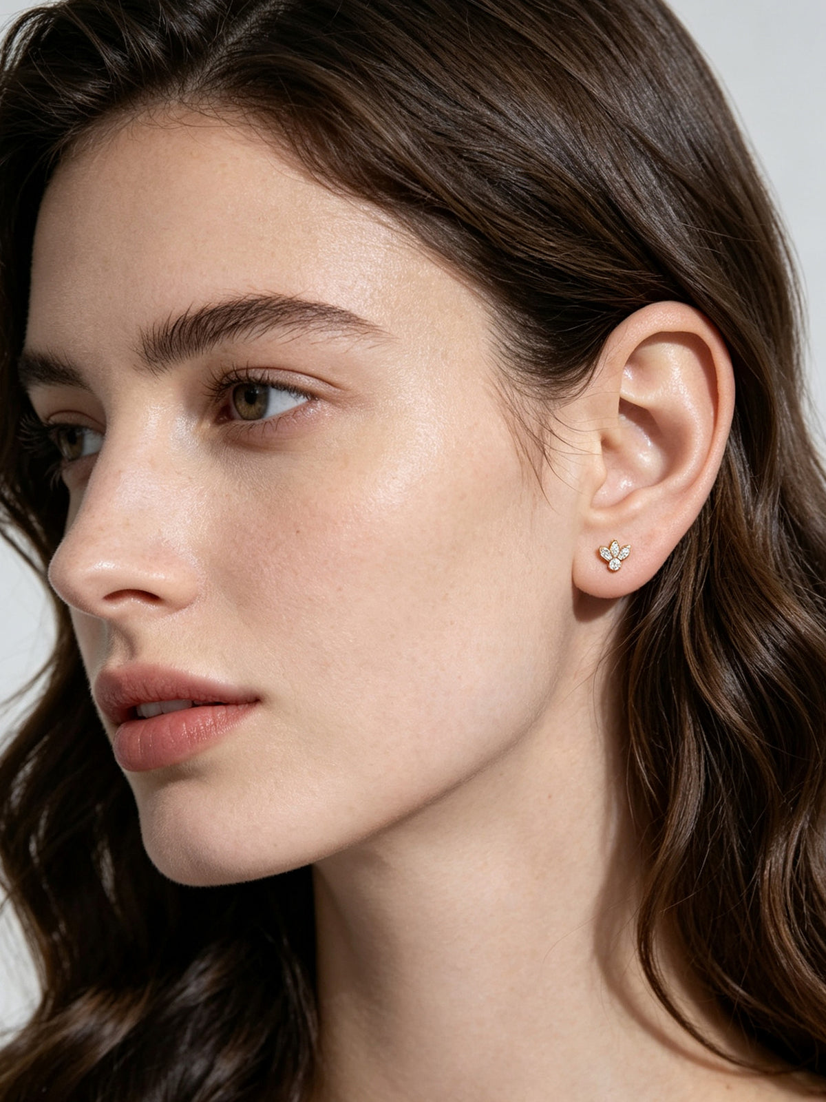 Marquise Four-Petal Stud Earrings – Image 3