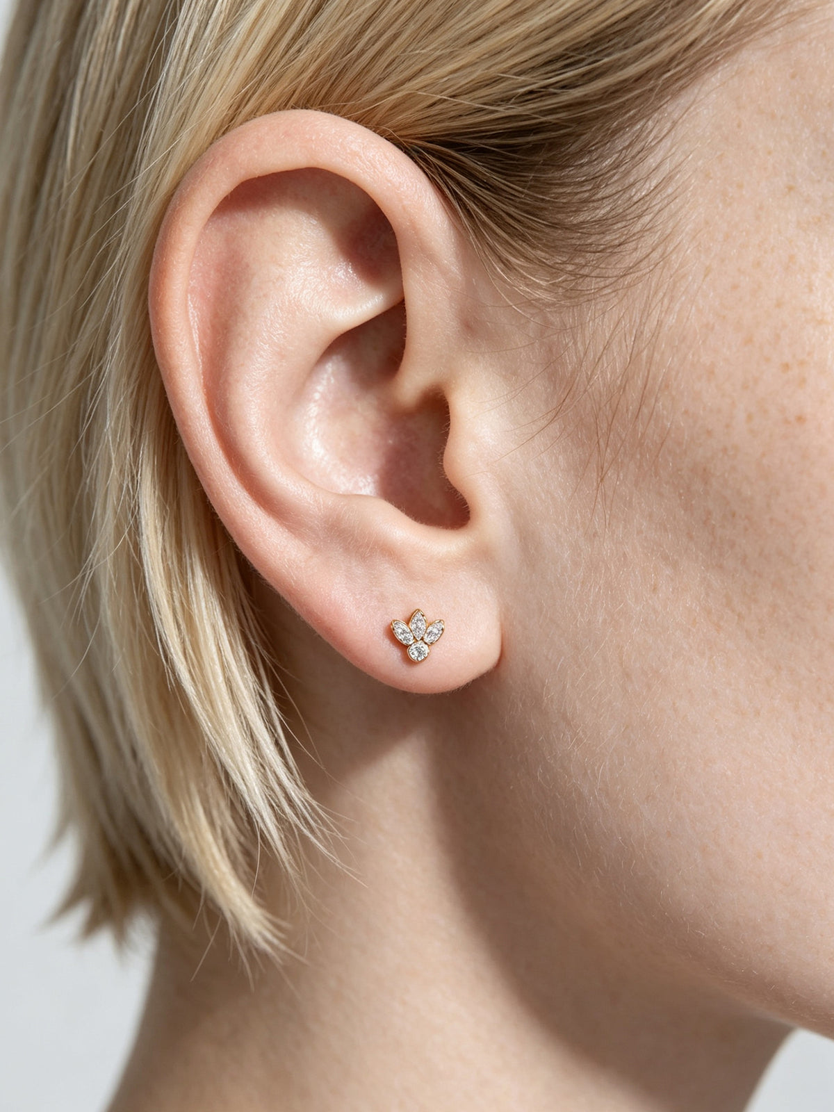 Marquise Four-Petal Stud Earrings – Image 4