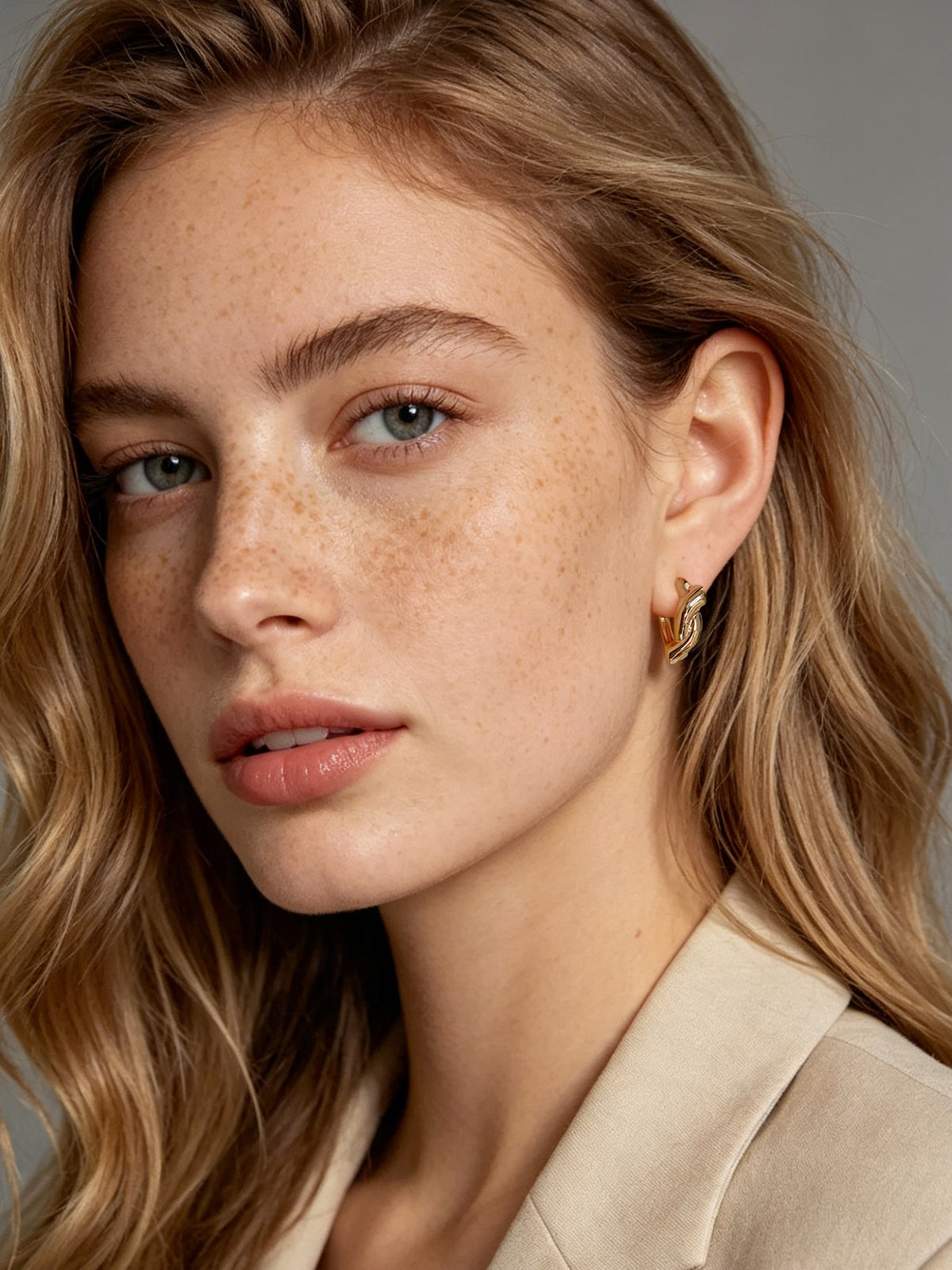 Twist Knot Hoop Earrings